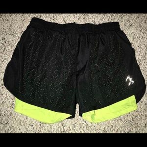 Running shorts